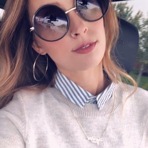 Meet your Posher, Kelly